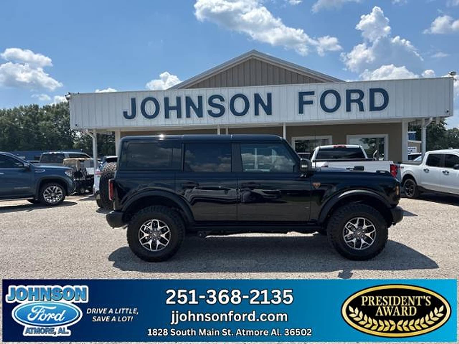 2025 Ford Bronco 4-Door Badlands's photo