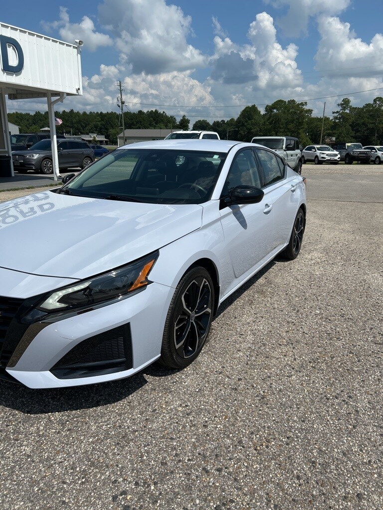 1N4BL4CV8RN406306