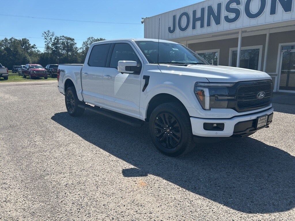 2025 Ford F-150 Lariat photo 2