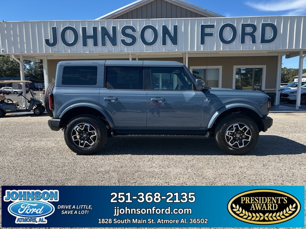 New 2025 Ford Bronco Outer Banks SUV