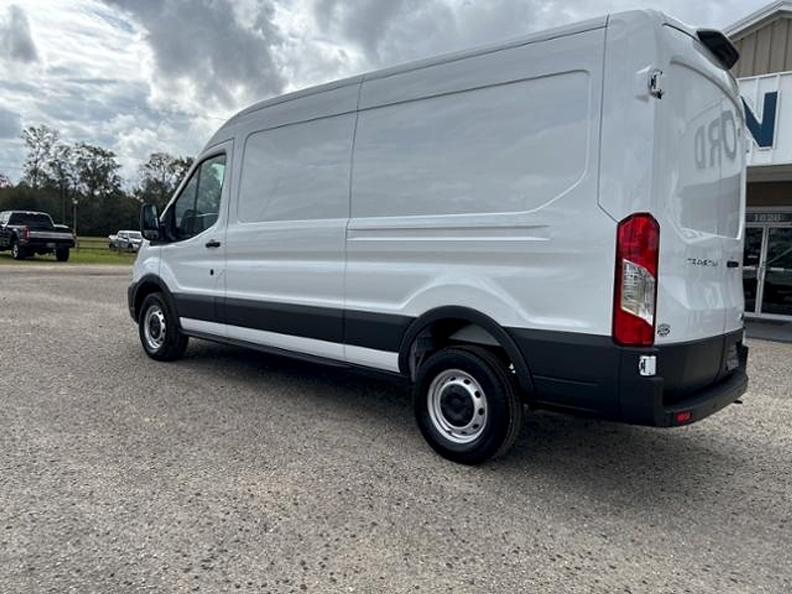 2025 Ford Transit Van Base - Photo 7