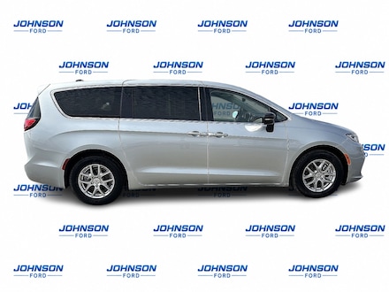 2024 Chrysler Pacifica Touring L Van Passenger Van