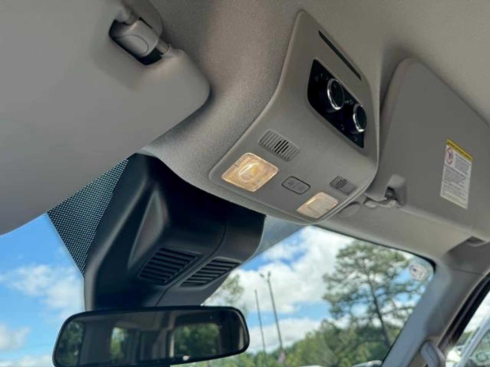 2024 Ford Transit Passenger Van XL - Photo 25