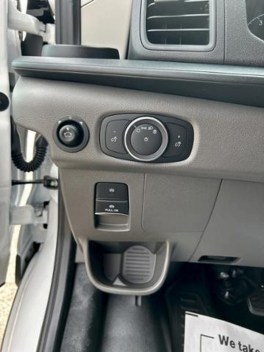 2025 Ford Transit Van Base - Photo 14