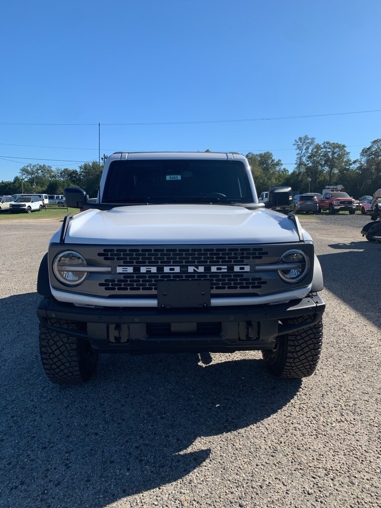 2024 Ford Bronco Badlands photo 3
