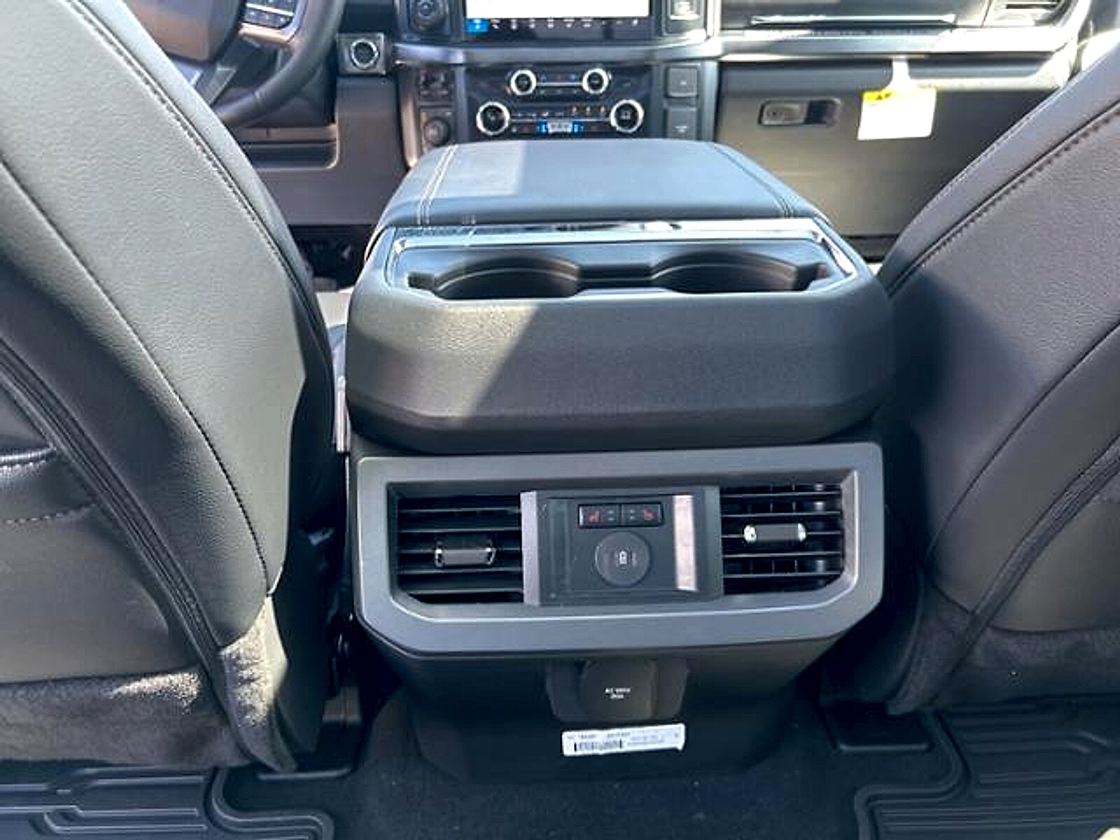 2025 Ford F-350 Super Duty Lariat - Photo 25