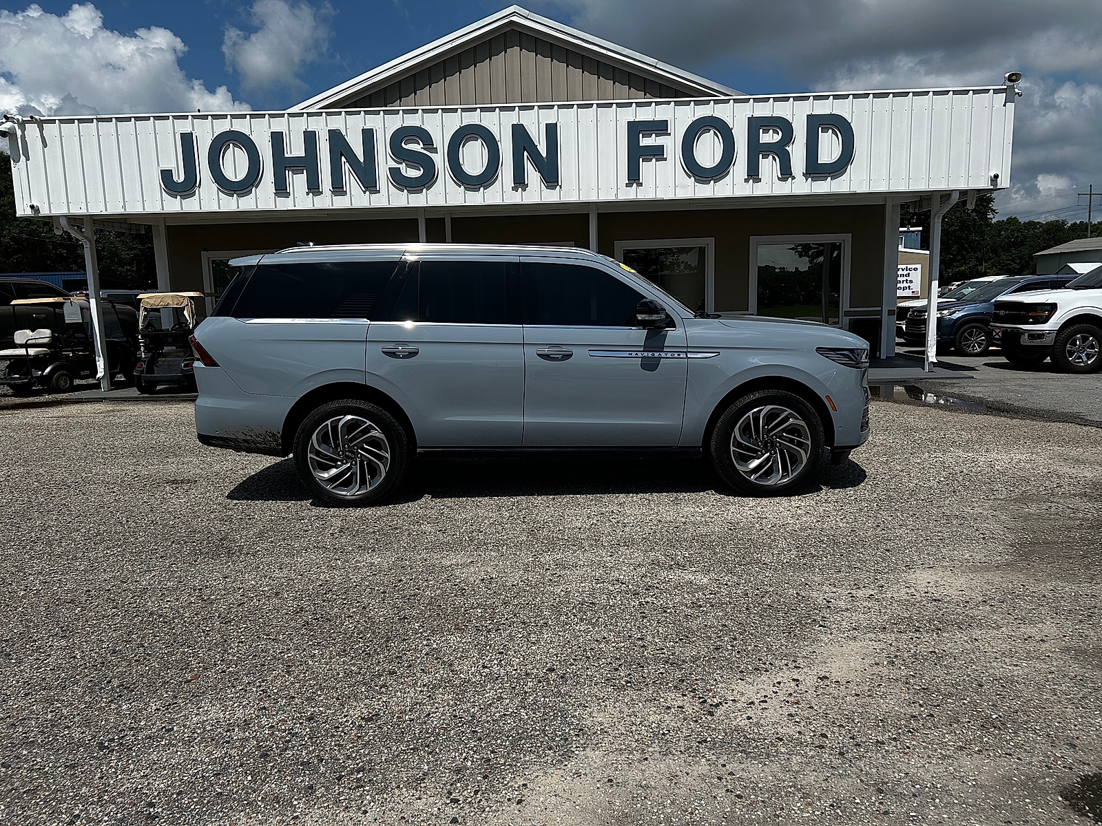 2025 Lincoln Navigator Reserve 4WD's photo