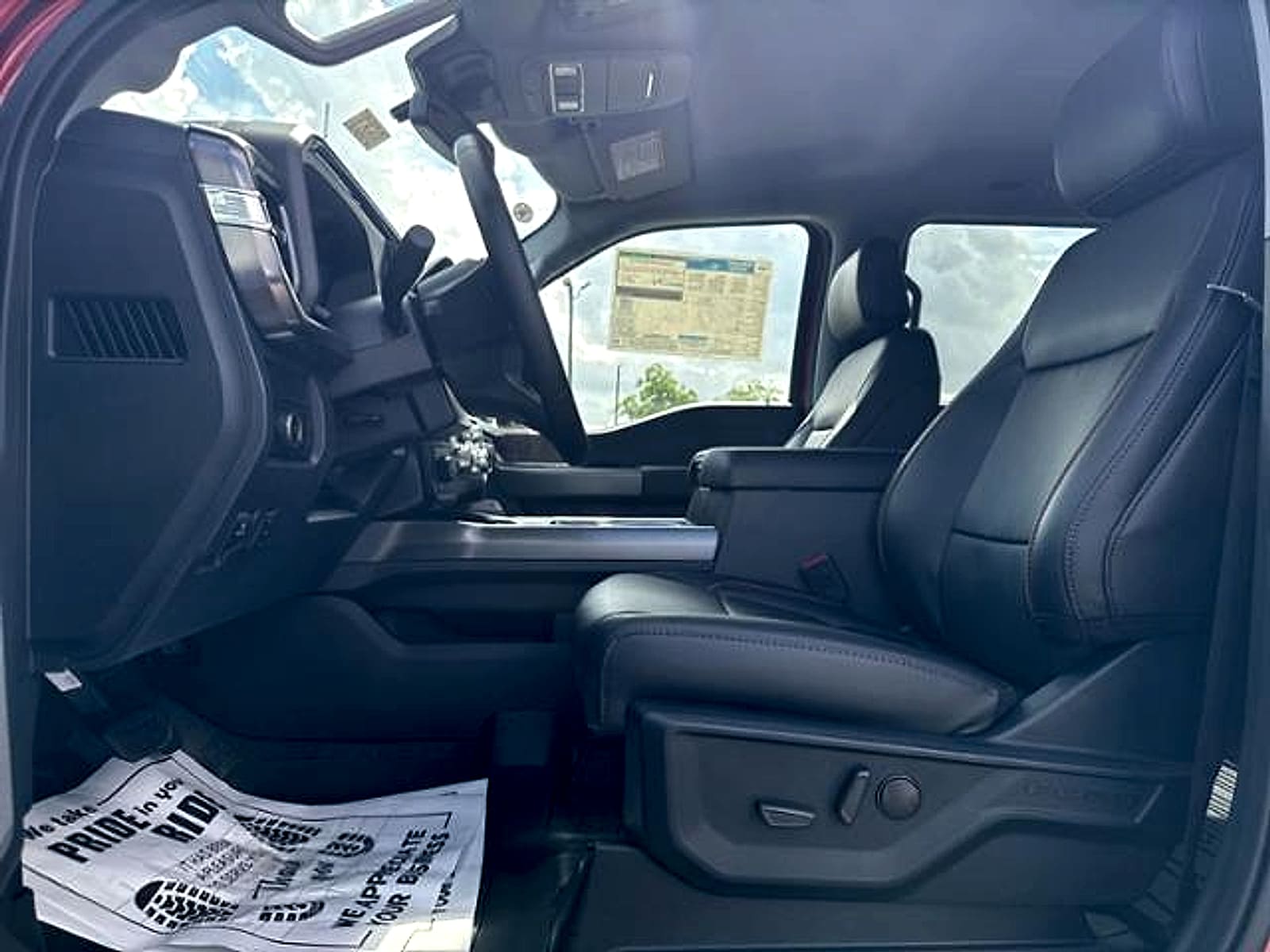 2025 Ford F-250 Super Duty Lariat - Photo 13