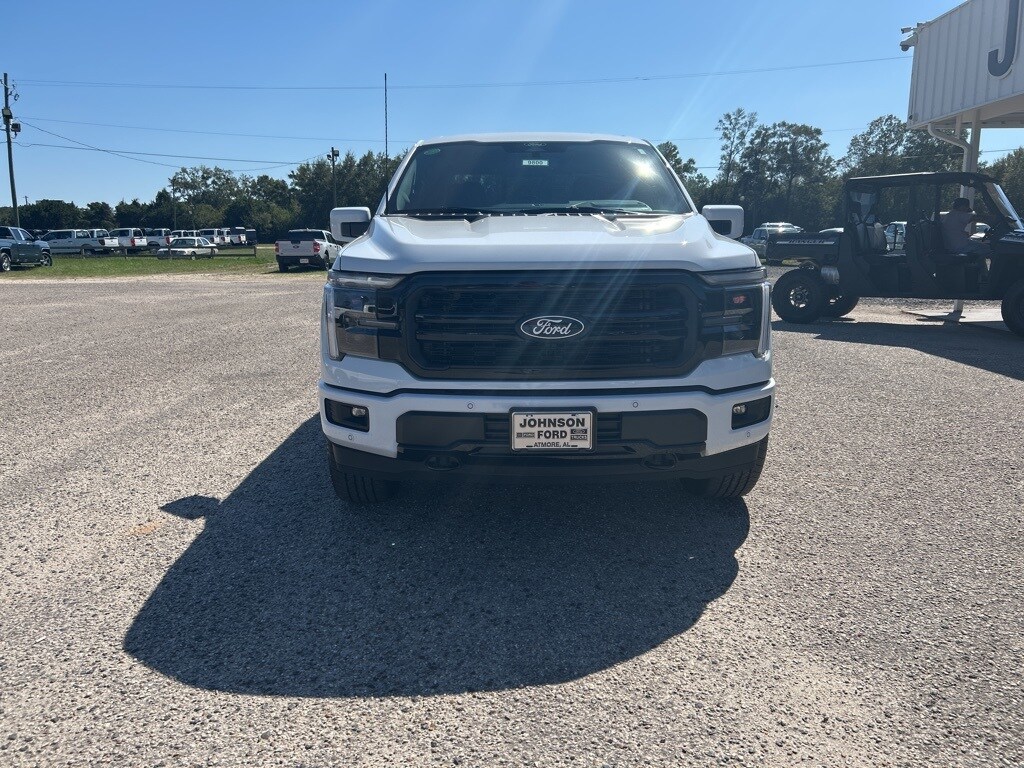 2025 Ford F-150 Lariat photo 3