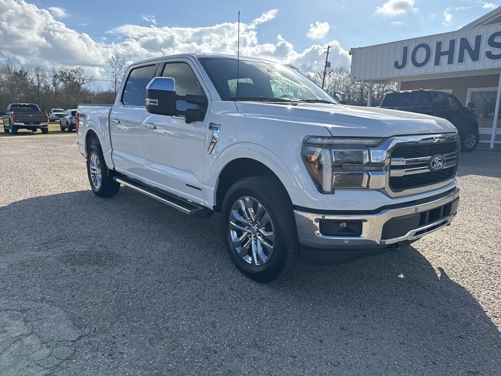 2025 Ford F-150 Lariat photo 2