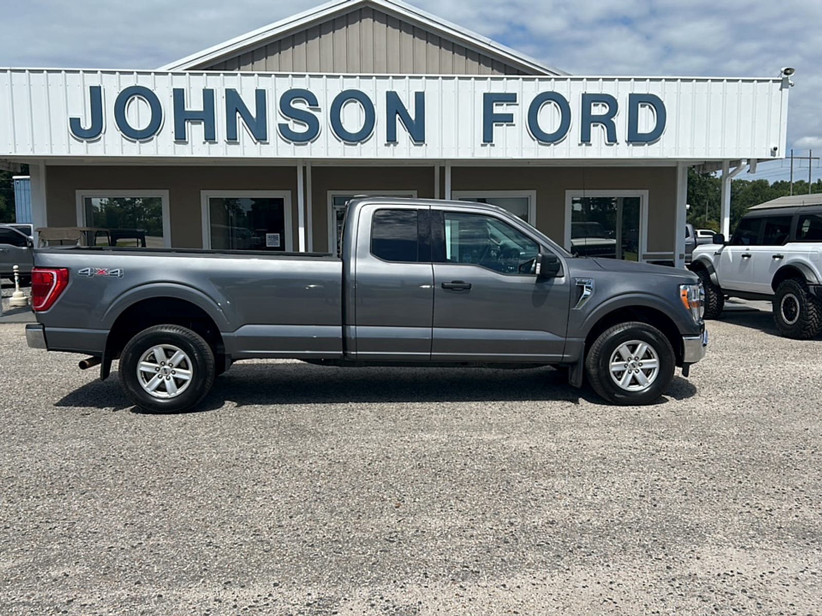 2021 Ford F-150 XLT 4x4 SuperCab 6-1/2 Box's photo