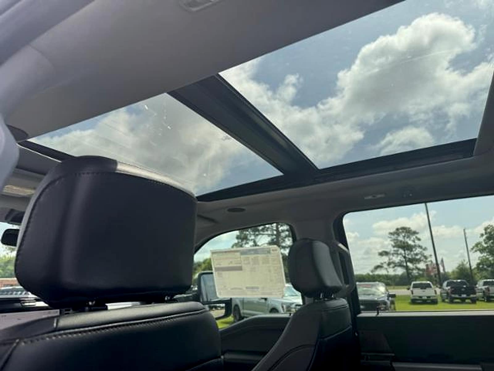 2025 Ford F-350 Super Duty Lariat - Photo 15