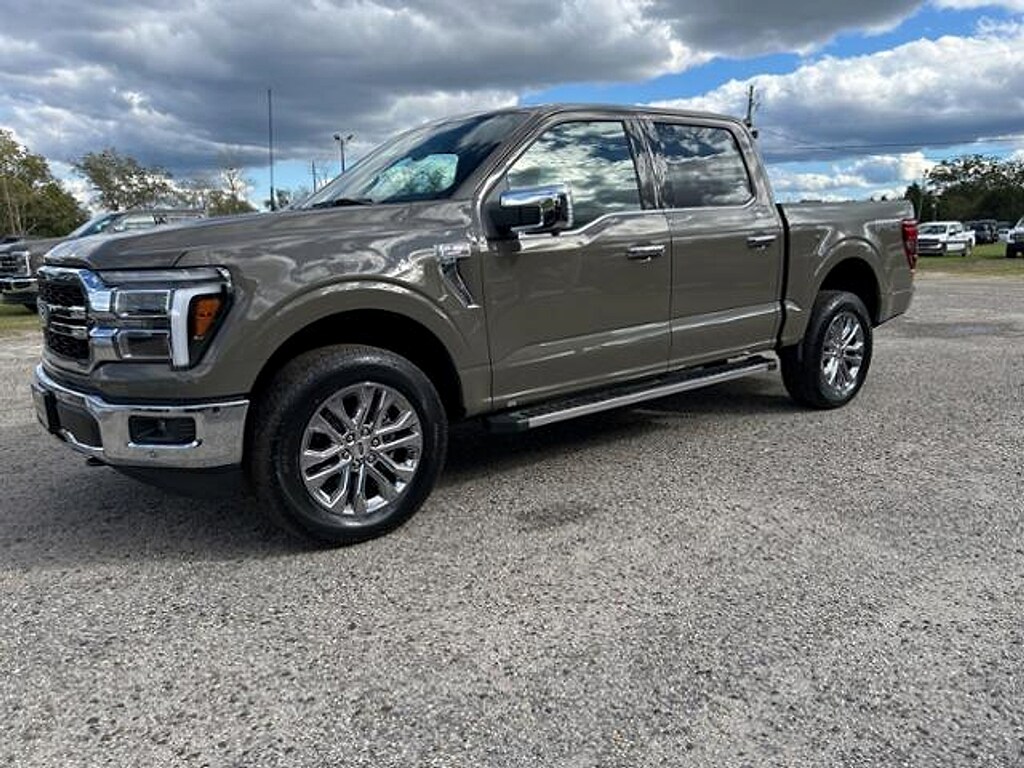 New 2025 Ford F-150 Lariat Truck
