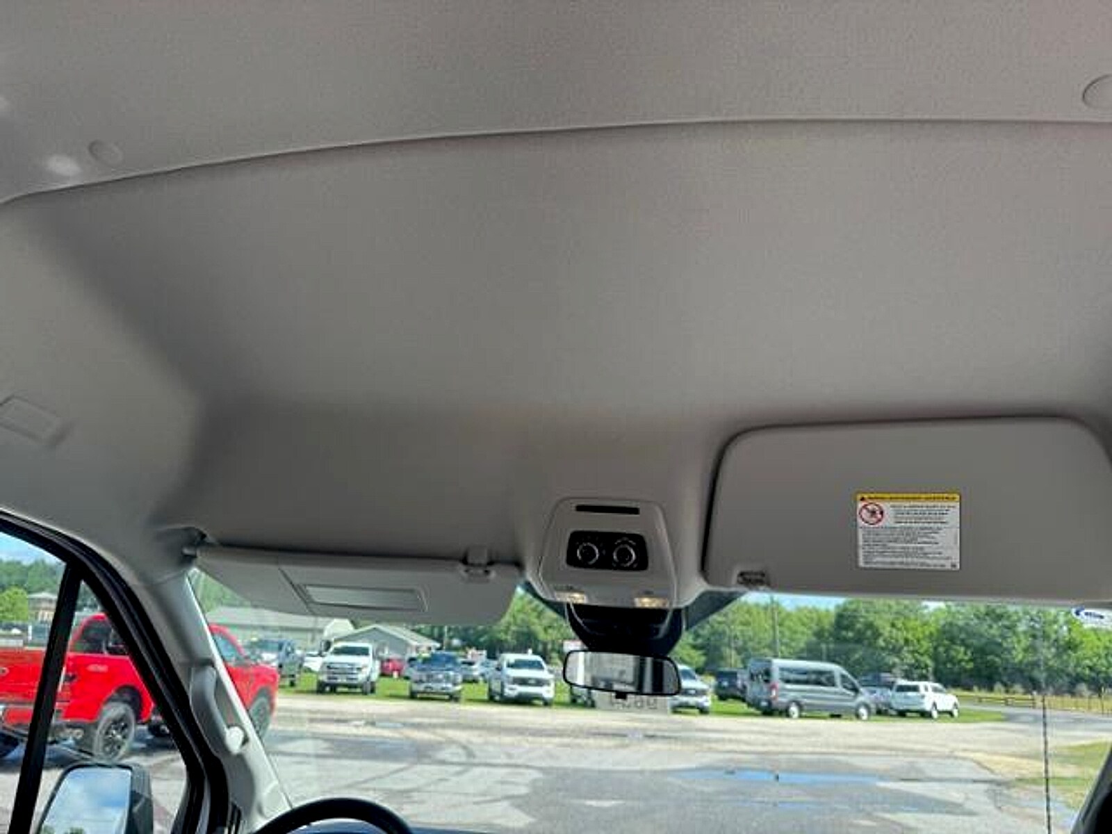 2024 Ford Transit Passenger Van XL - Photo 14