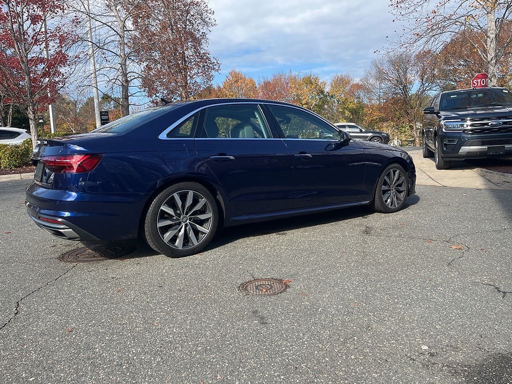 2021 Audi A4 40 Premium Plus photo 3