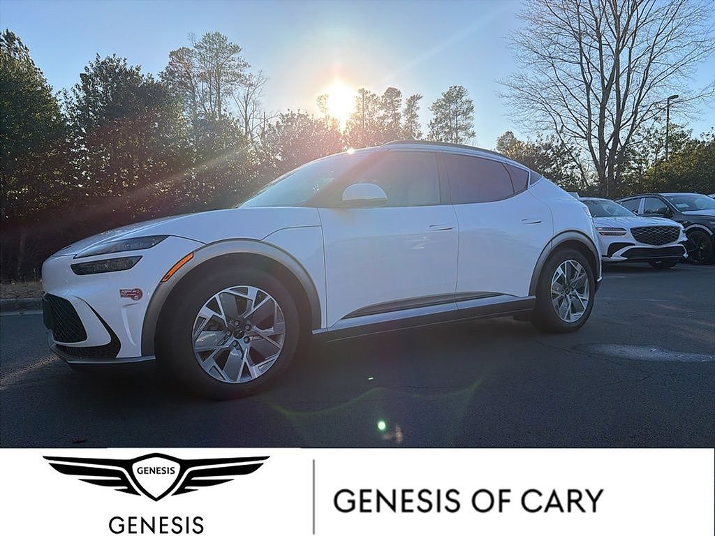 2025 GENESIS GV60 Standard's photo