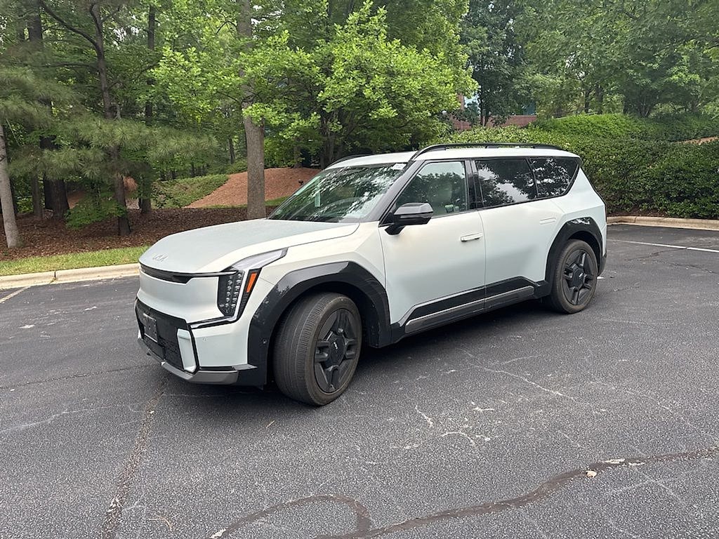 Used 2024 Kia EV9 GT-Line SUV