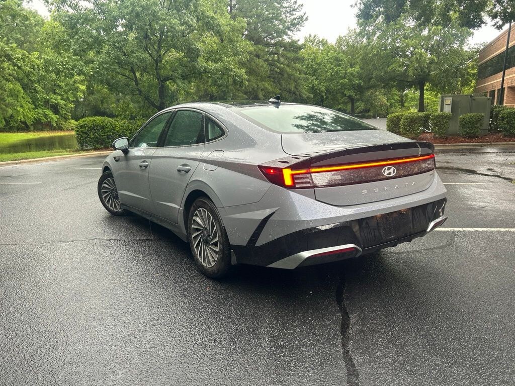 Used 2025 Hyundai Sonata Hybrid Limited Sedan