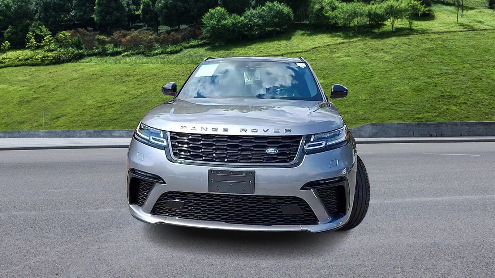 2020 Land Rover Range Rover Velar SV Autobiography Dynamic photo 3