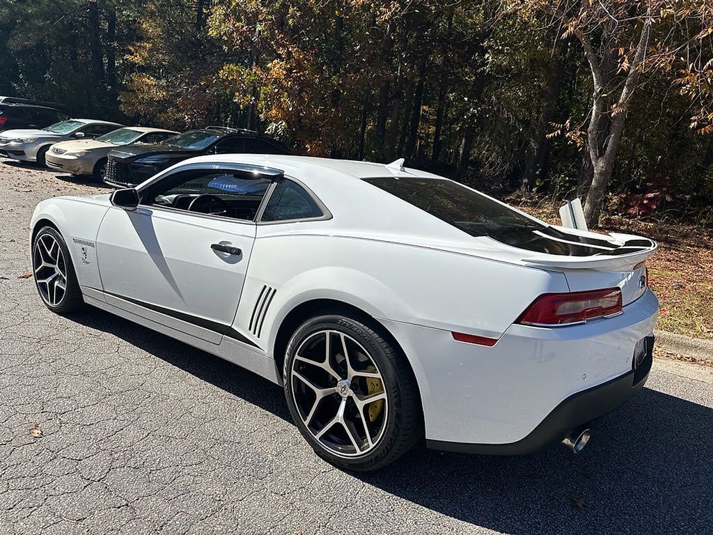 2015 Chevrolet Camaro 2LT photo 4
