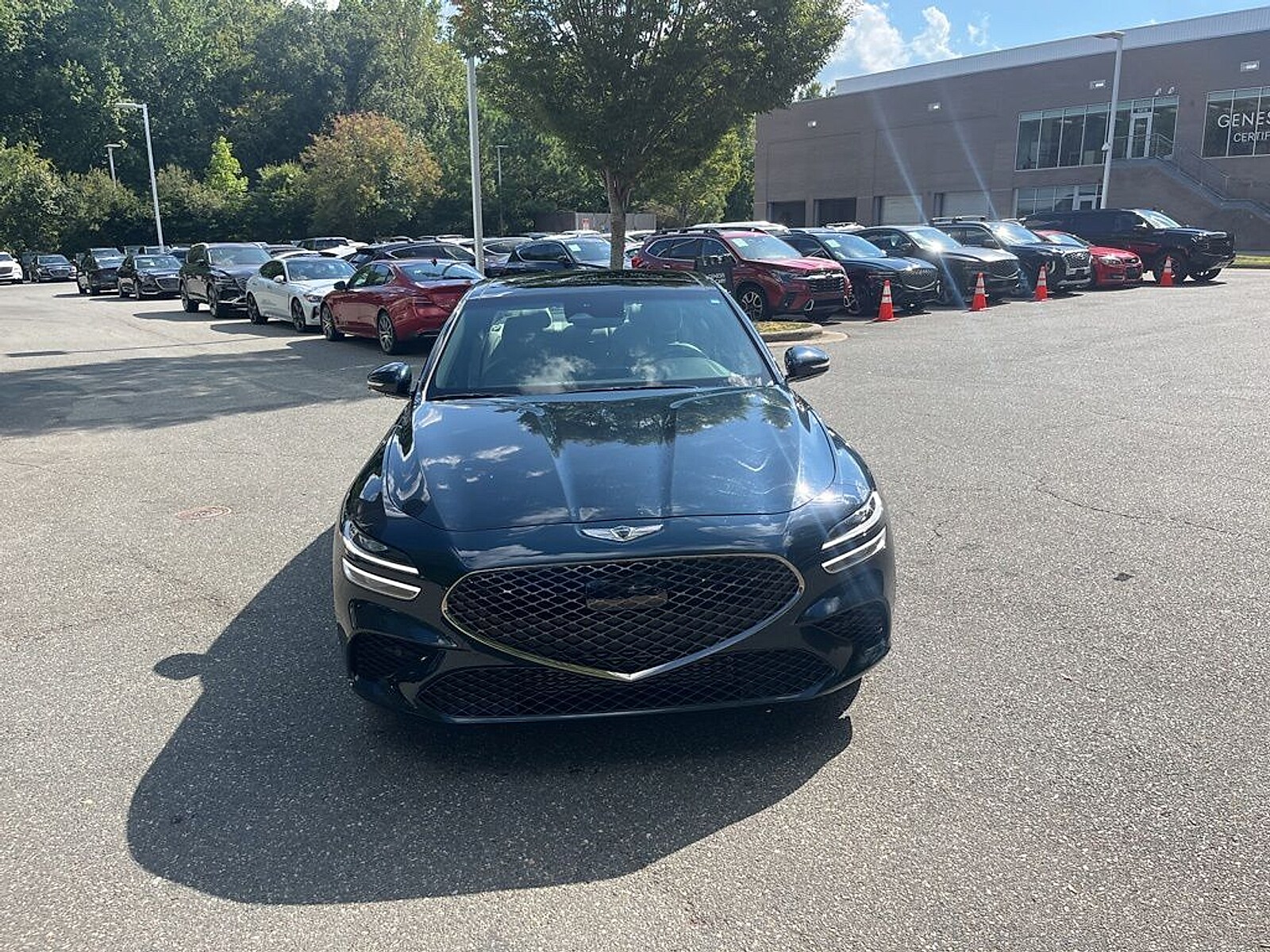 2023 Genesis G70 2.0T Sport Prestige photo 2