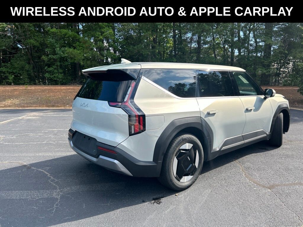 Used 2024 Kia EV9 Light Long Range SUV