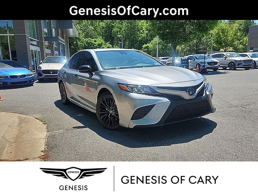 2020 Toyota Camry SE Nightshade