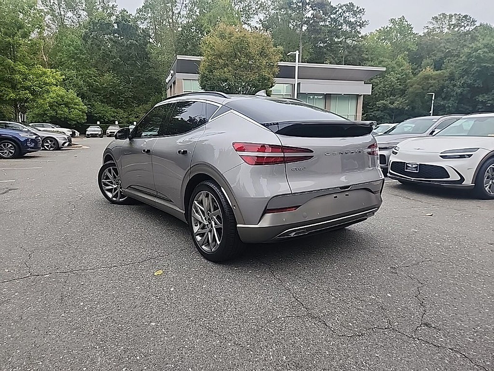 2024 Genesis GV60 Advanced AWD photo 3