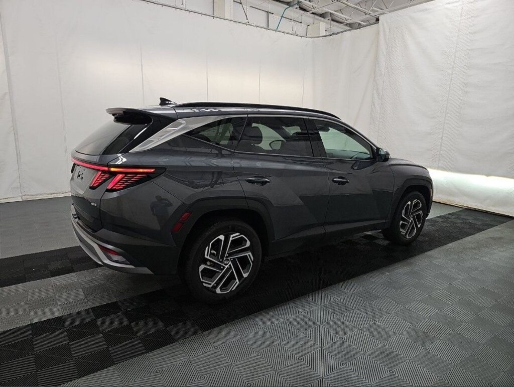 Used 2025 Hyundai Tucson Limited SUV