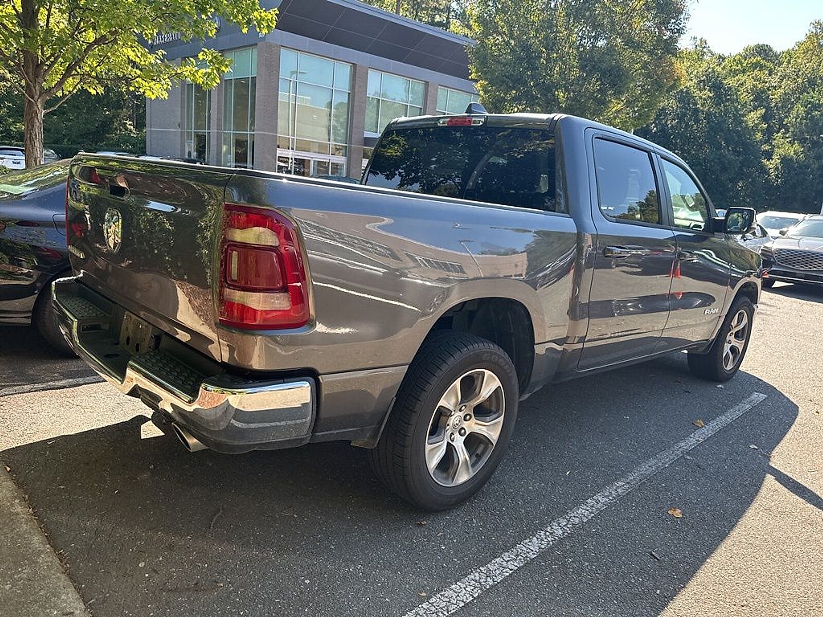2024 Ram 1500 Laramie photo 2