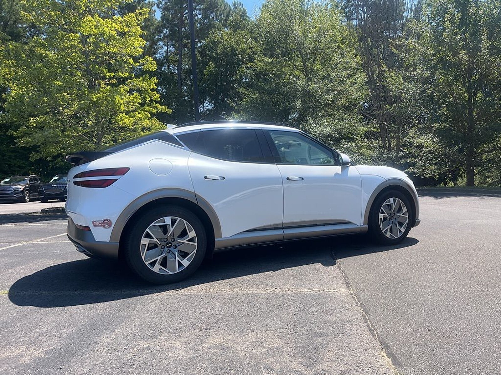 2025 Genesis GV60 RWD photo 4