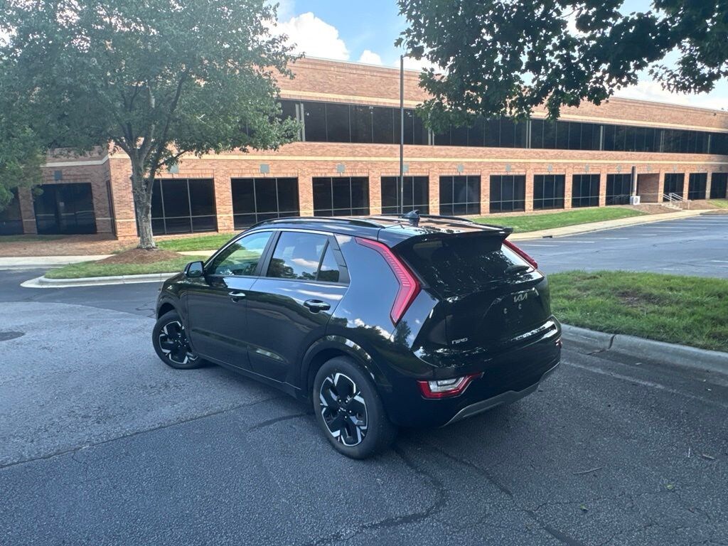 Used 2023 Kia Niro EV Wave SUV