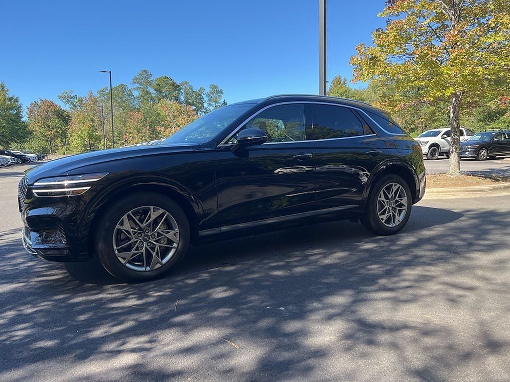 2025 GENESIS GV70 Standard