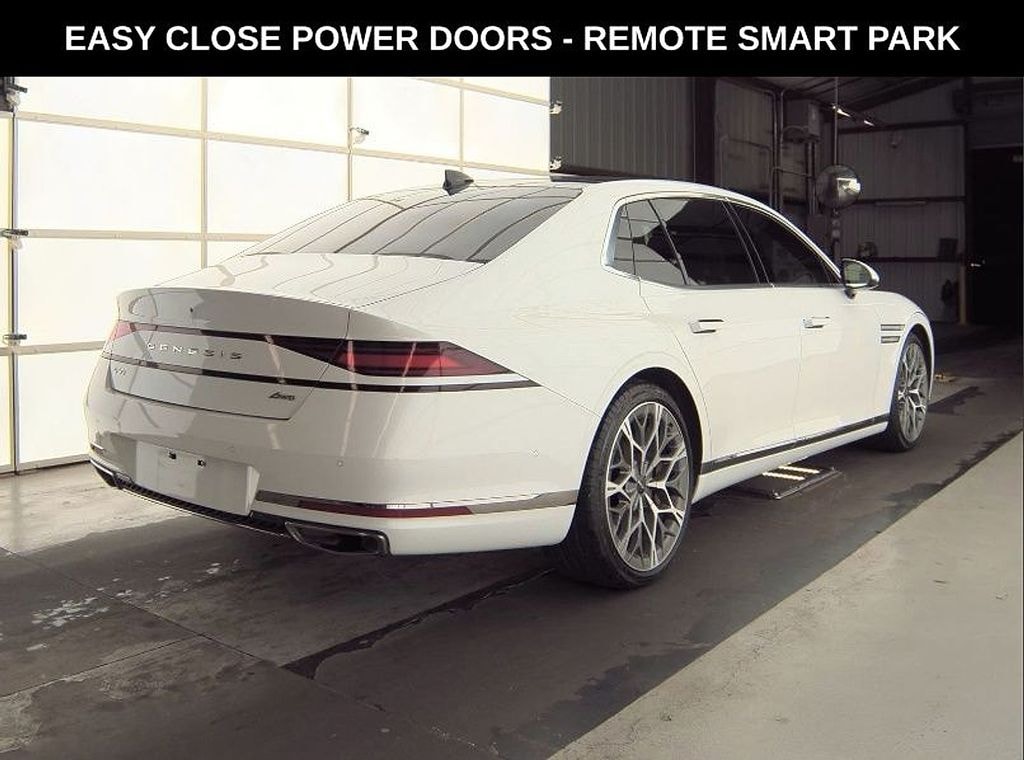 Used 2025 Genesis G90 3.5T e-SC Sedan