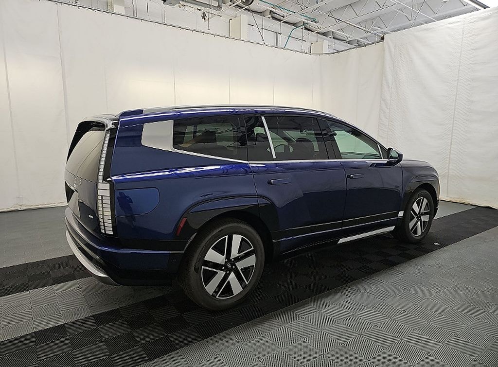 Used 2026 Hyundai IONIQ 9 SEL SUV