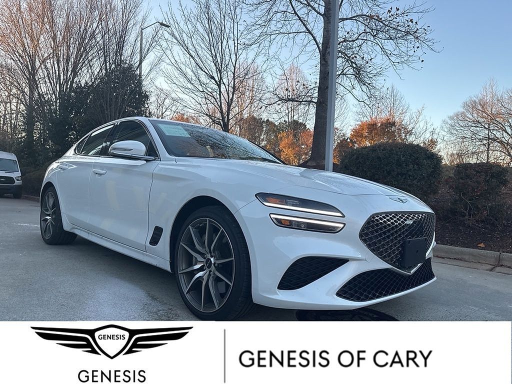 2025 GENESIS G70 Standard's photo