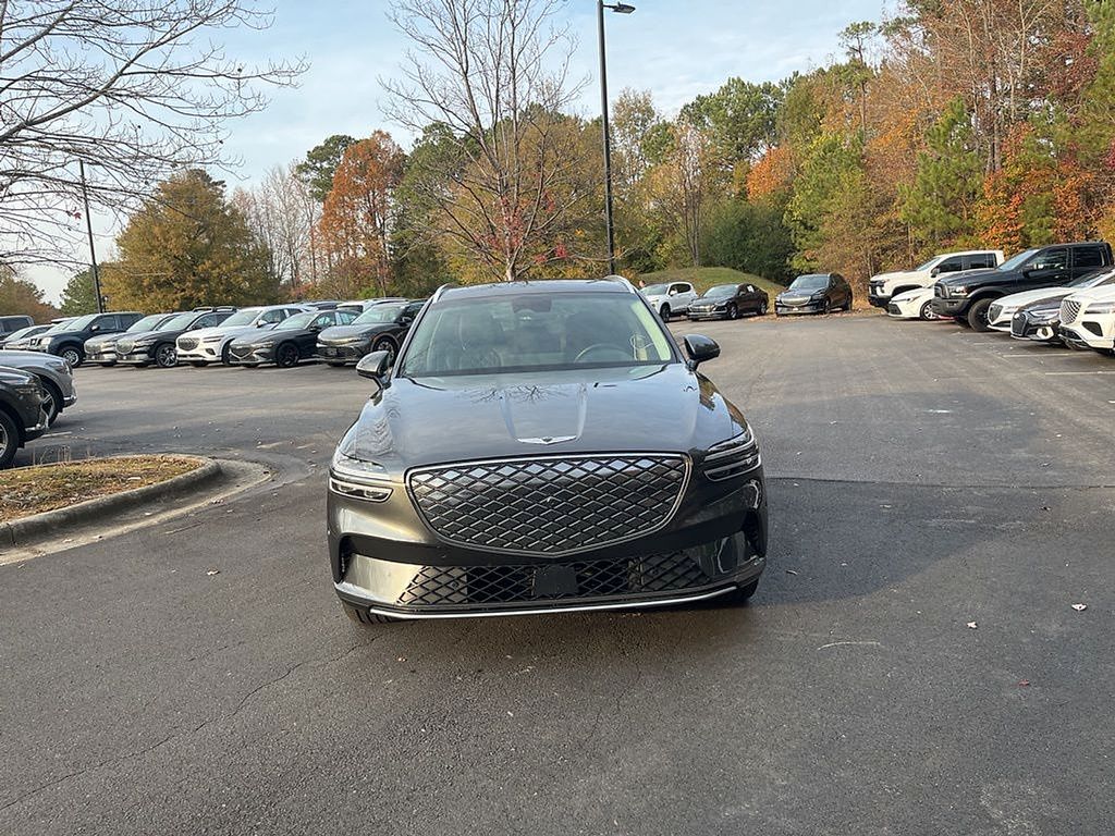 2024 Genesis Electrified GV70 Prestige photo 2