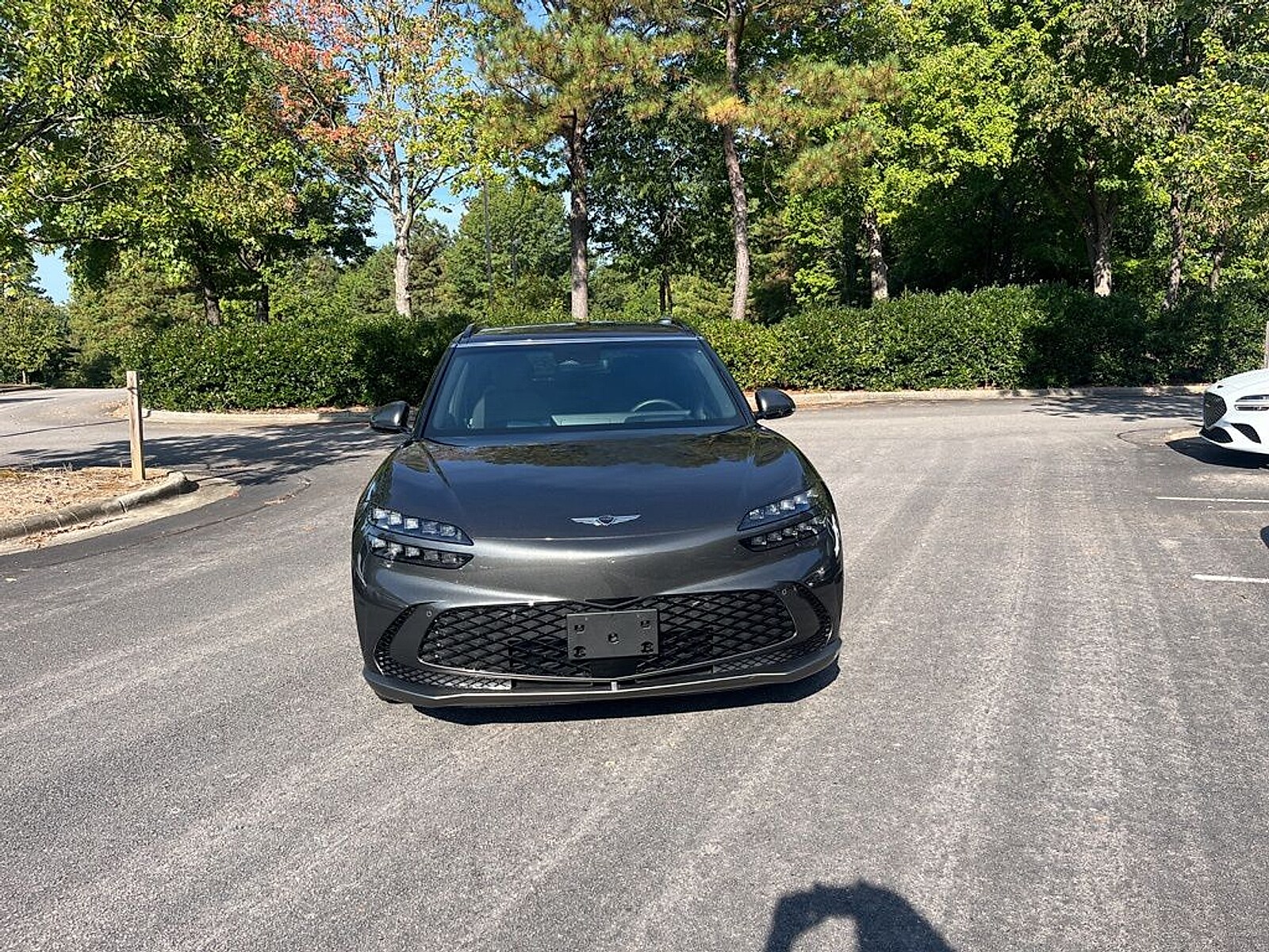 2025 Genesis GV60 RWD photo 2