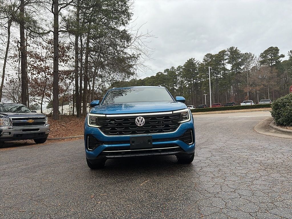Used 2024 Volkswagen Atlas Cross Sport 2.0T SEL R-Line SUV