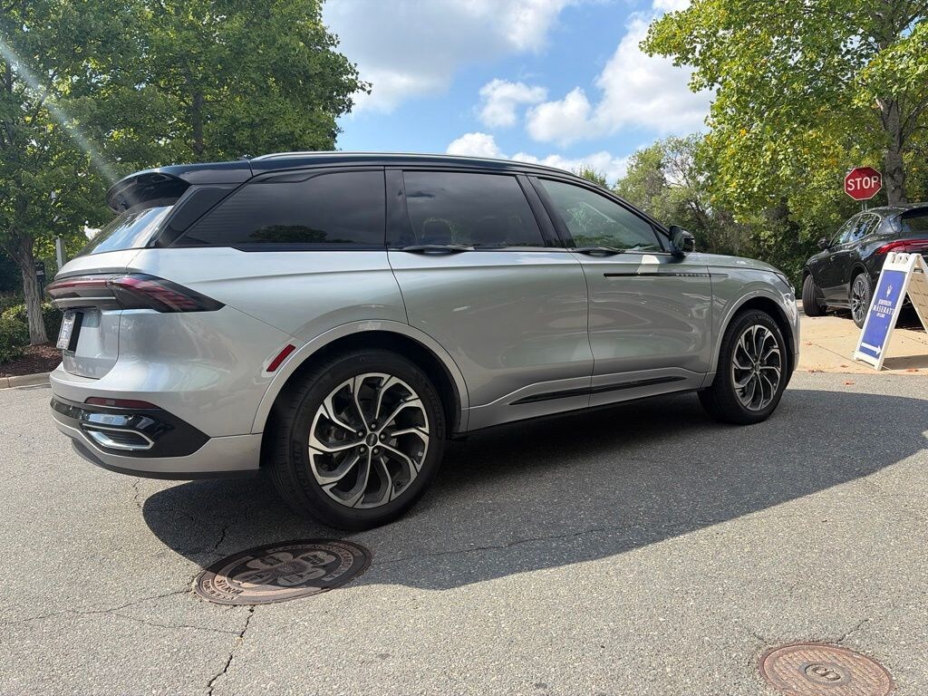 Used 2025 Lincoln Nautilus Reserve SUV