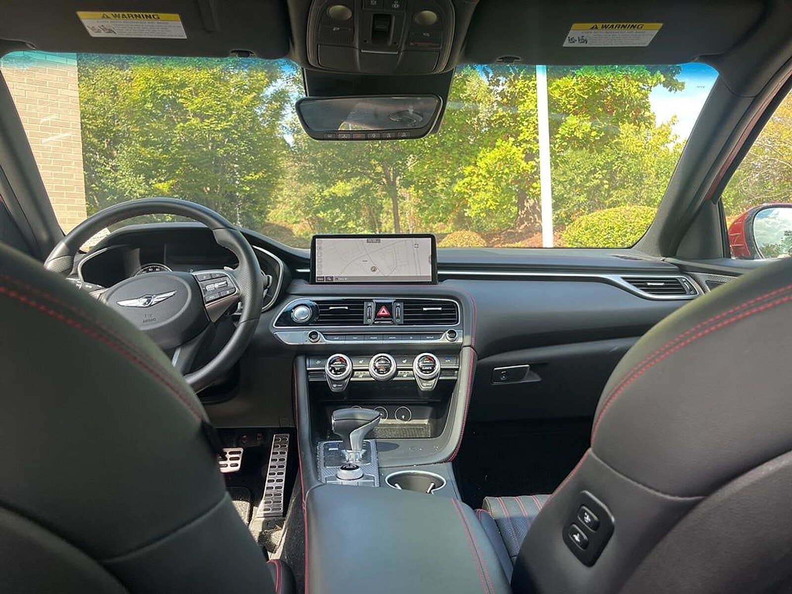 2023 Genesis G70 2.0T Sport Prestige photo 4