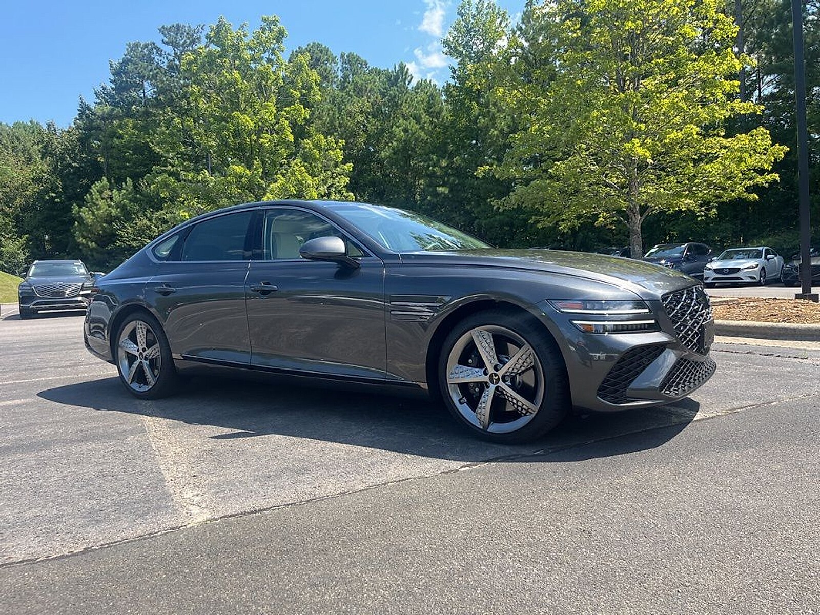 2025 Genesis G80 3.5T Sport Prestige photo 3