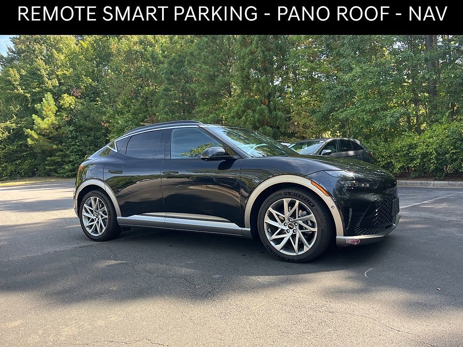 2025 Genesis GV60 Advanced photo 3