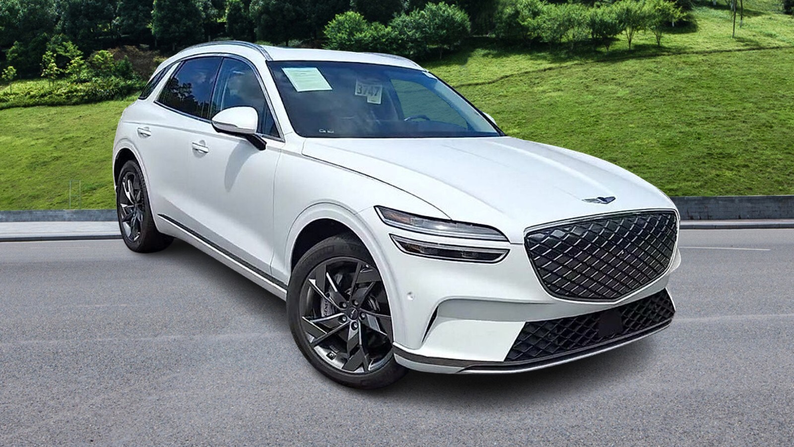 2024 Genesis Electrified GV70 Advanced photo 2