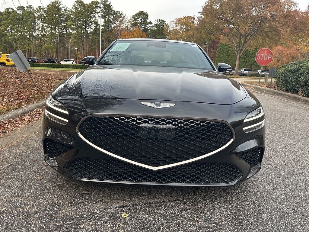 2023 Genesis G70 2.0T Sport Prestige photo 2