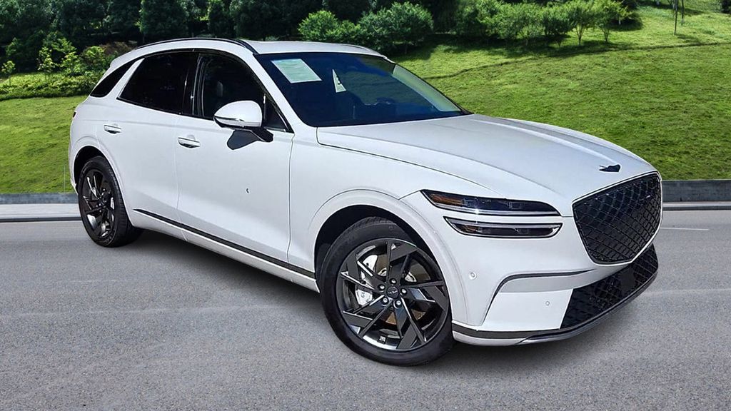Used 2025 GENESIS GV70 Advanced with VIN 5NMMCET19SH004058 for sale in Cary, NC