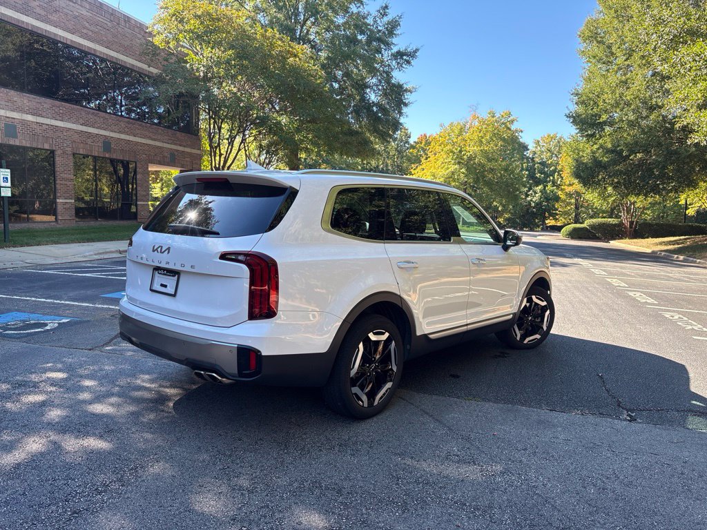 Used 2025 Kia Telluride S SUV