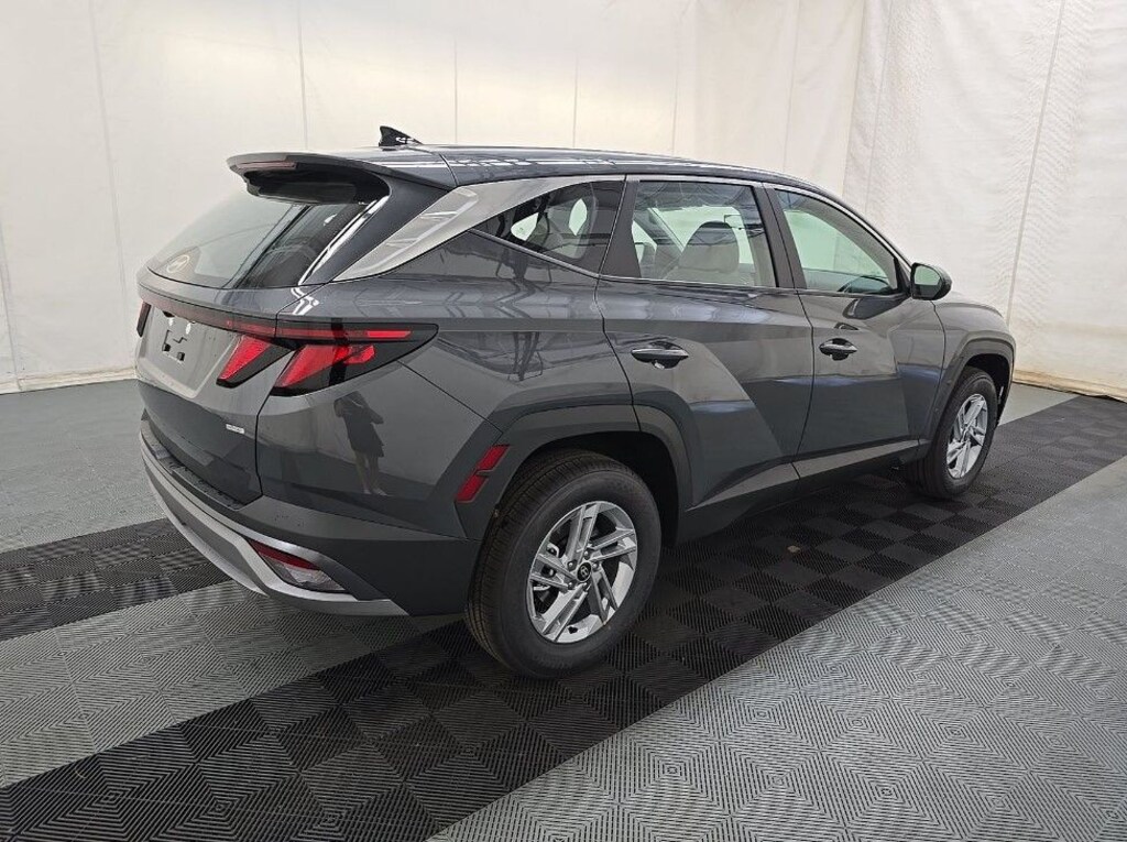 Used 2026 Hyundai Tucson SE SUV