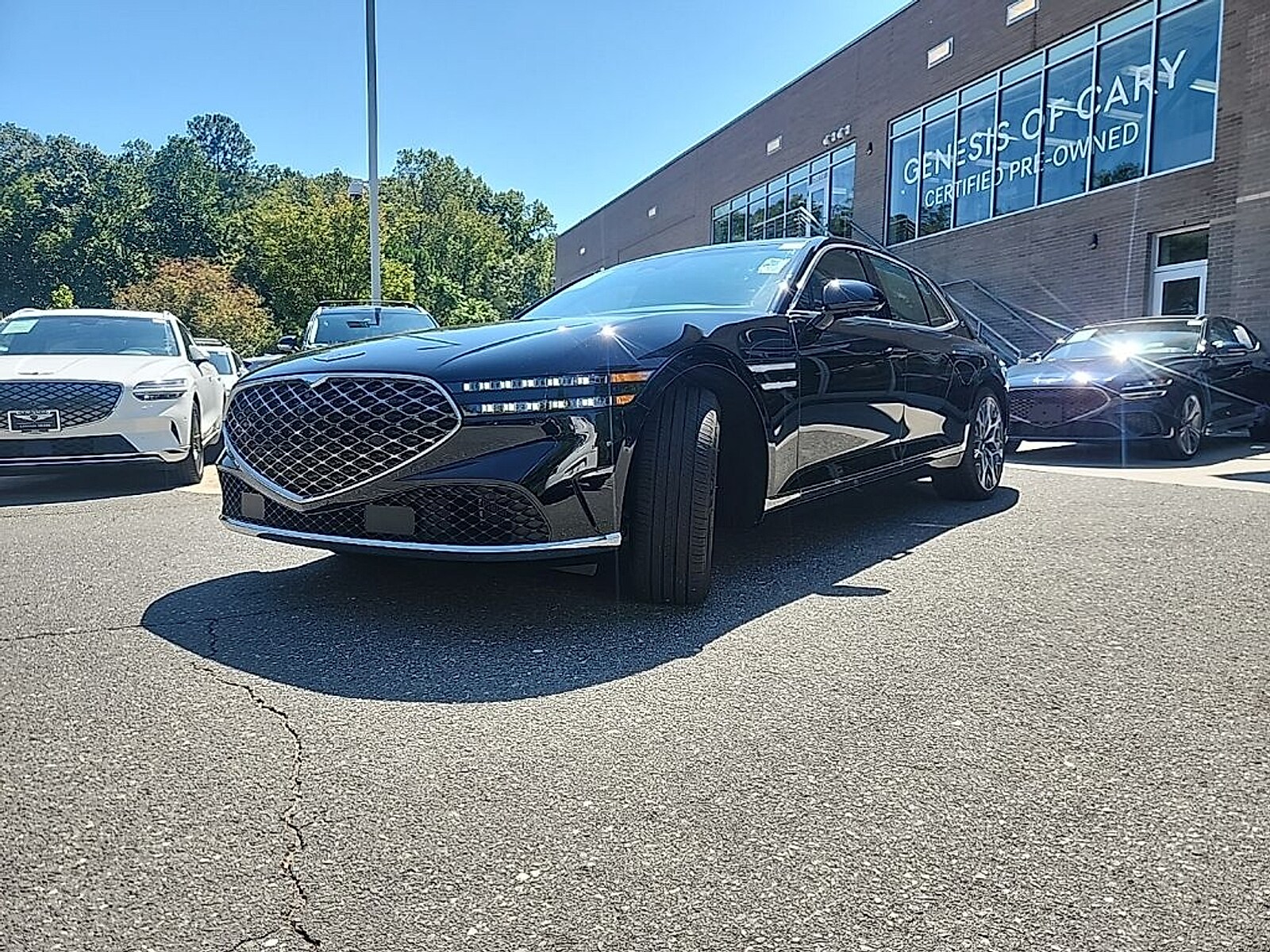 2024 Genesis G90 3.5T AWD photo 3