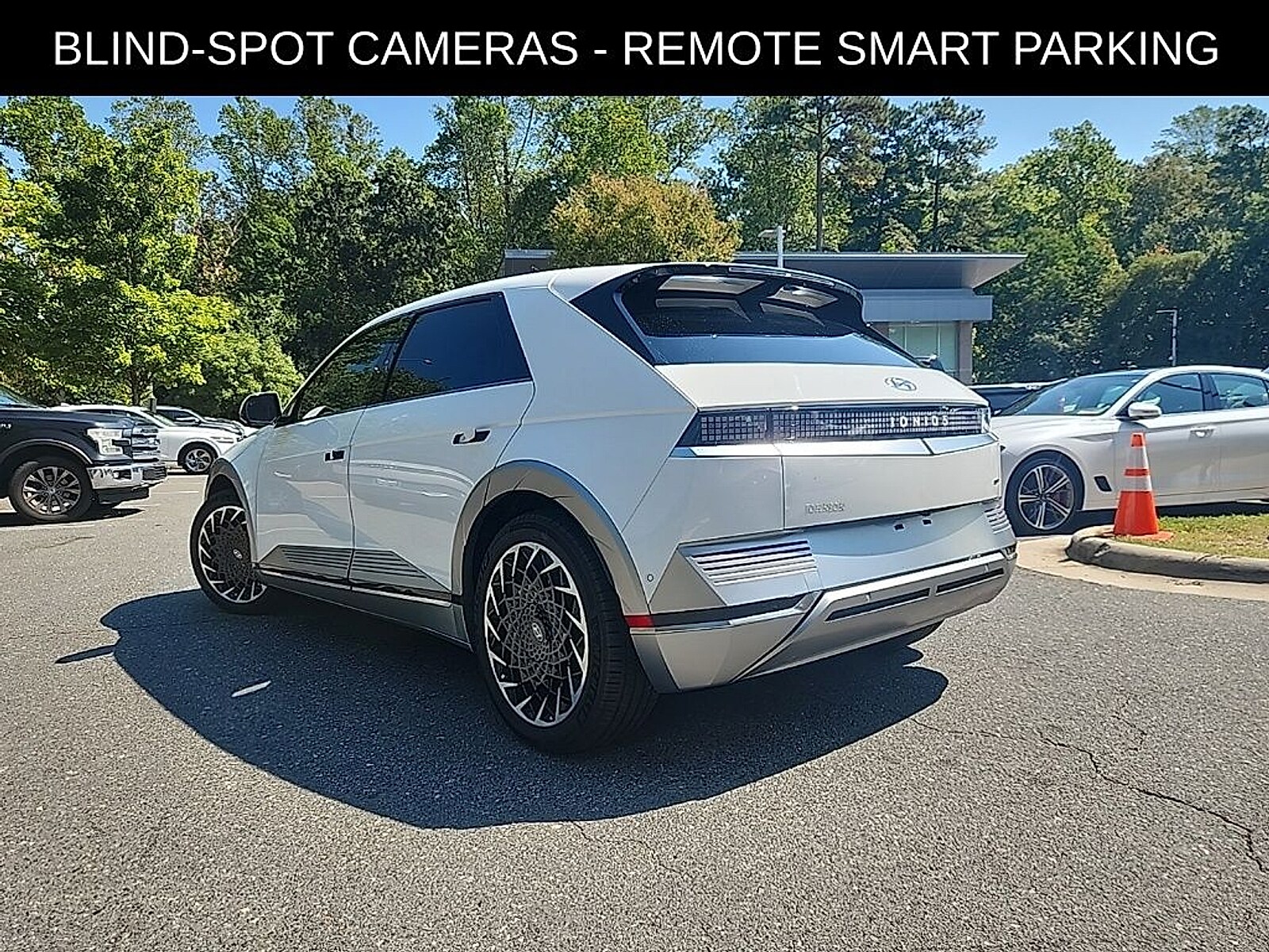 2024 Hyundai Ioniq 5 Limited photo 3